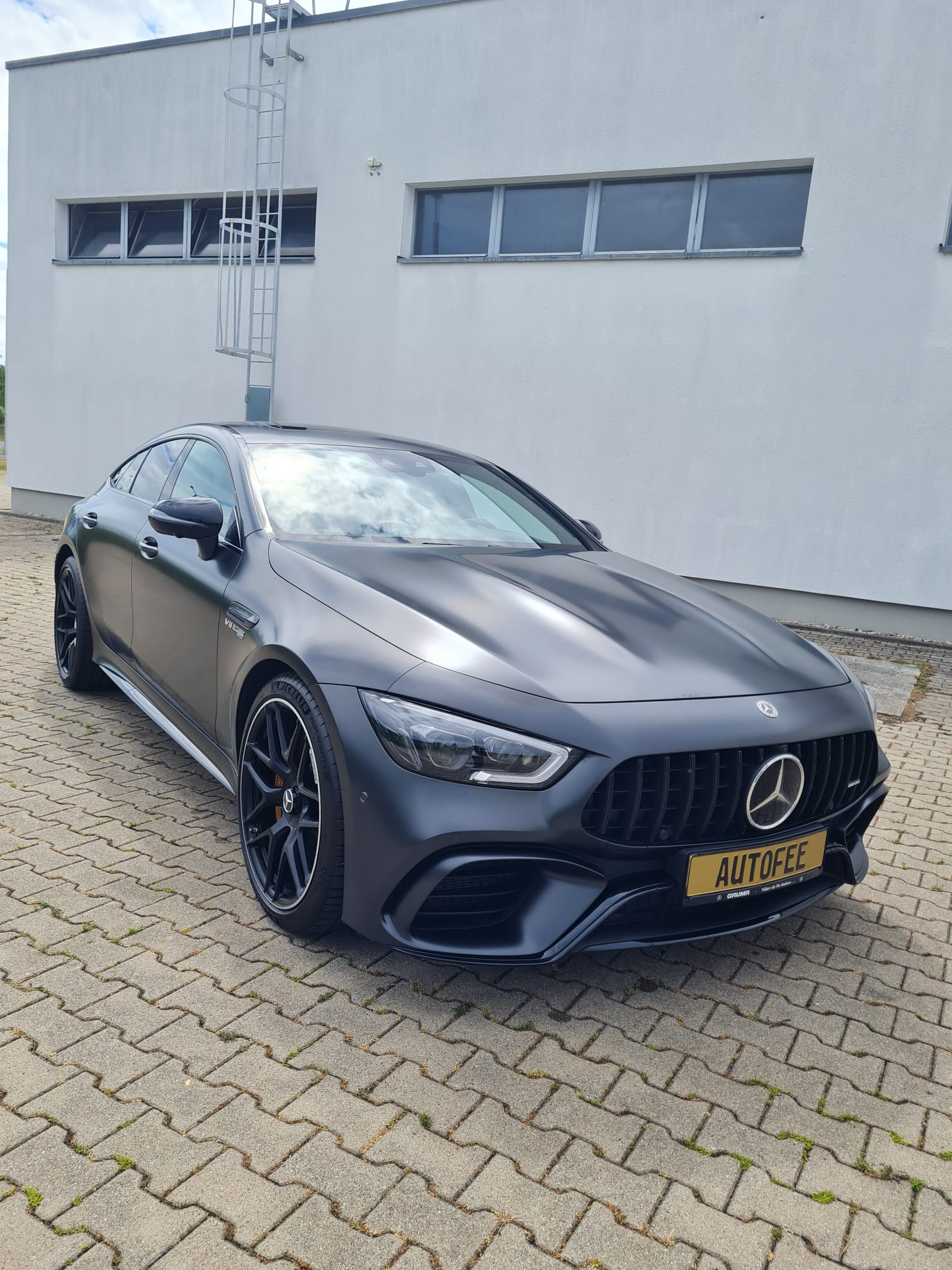 Mercedes Benz